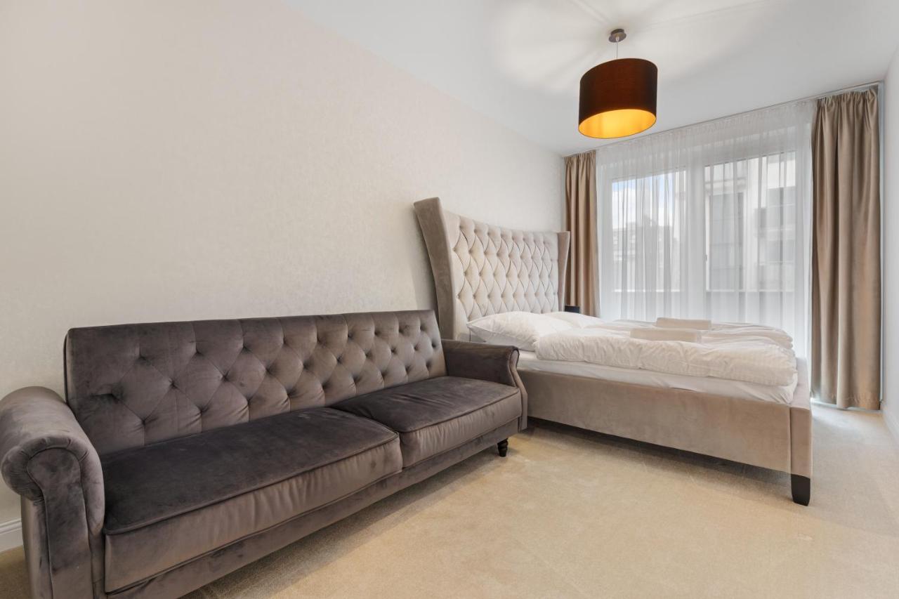 Appartamento Lam Jegeho Alej - Jacuzzi - Free Parking Bratislava Esterno foto