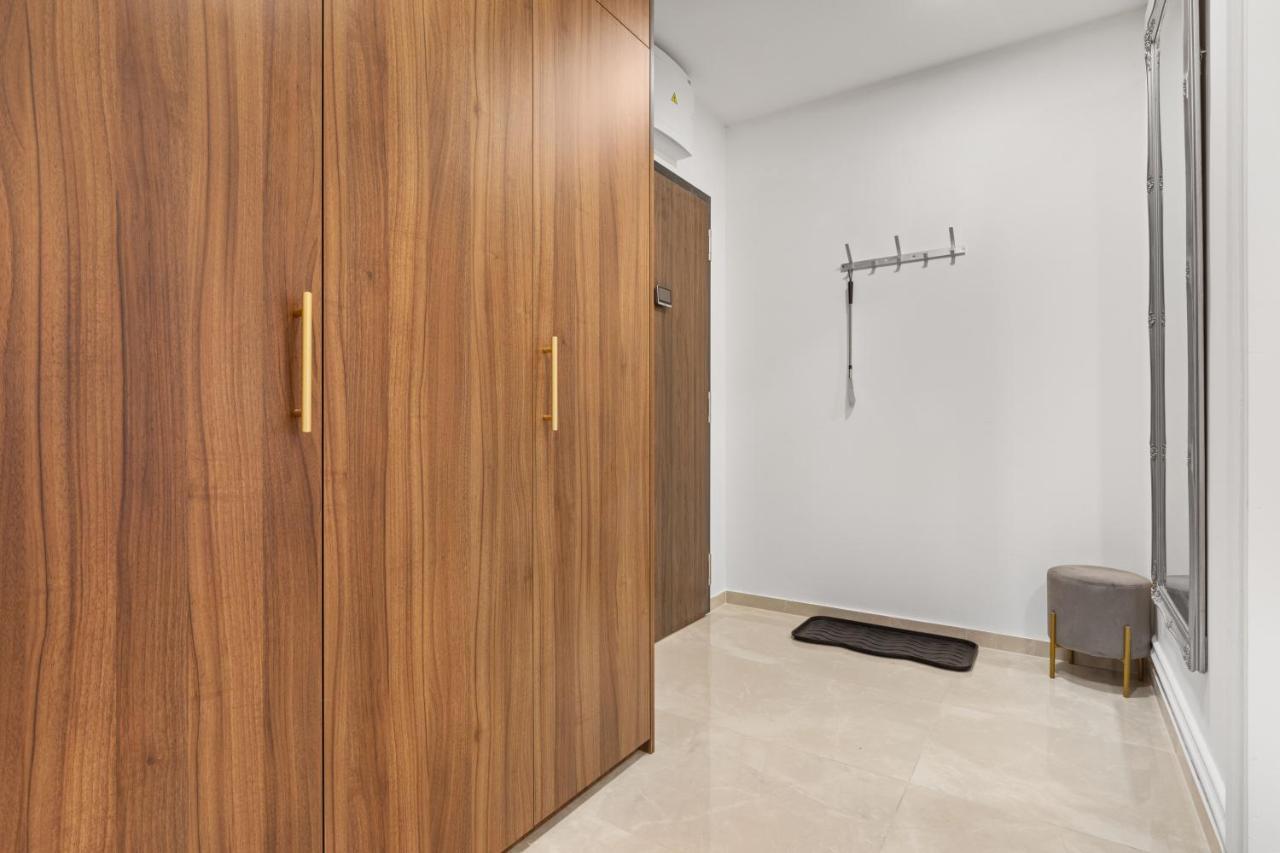 Appartamento Lam Jegeho Alej - Jacuzzi - Free Parking Bratislava Esterno foto