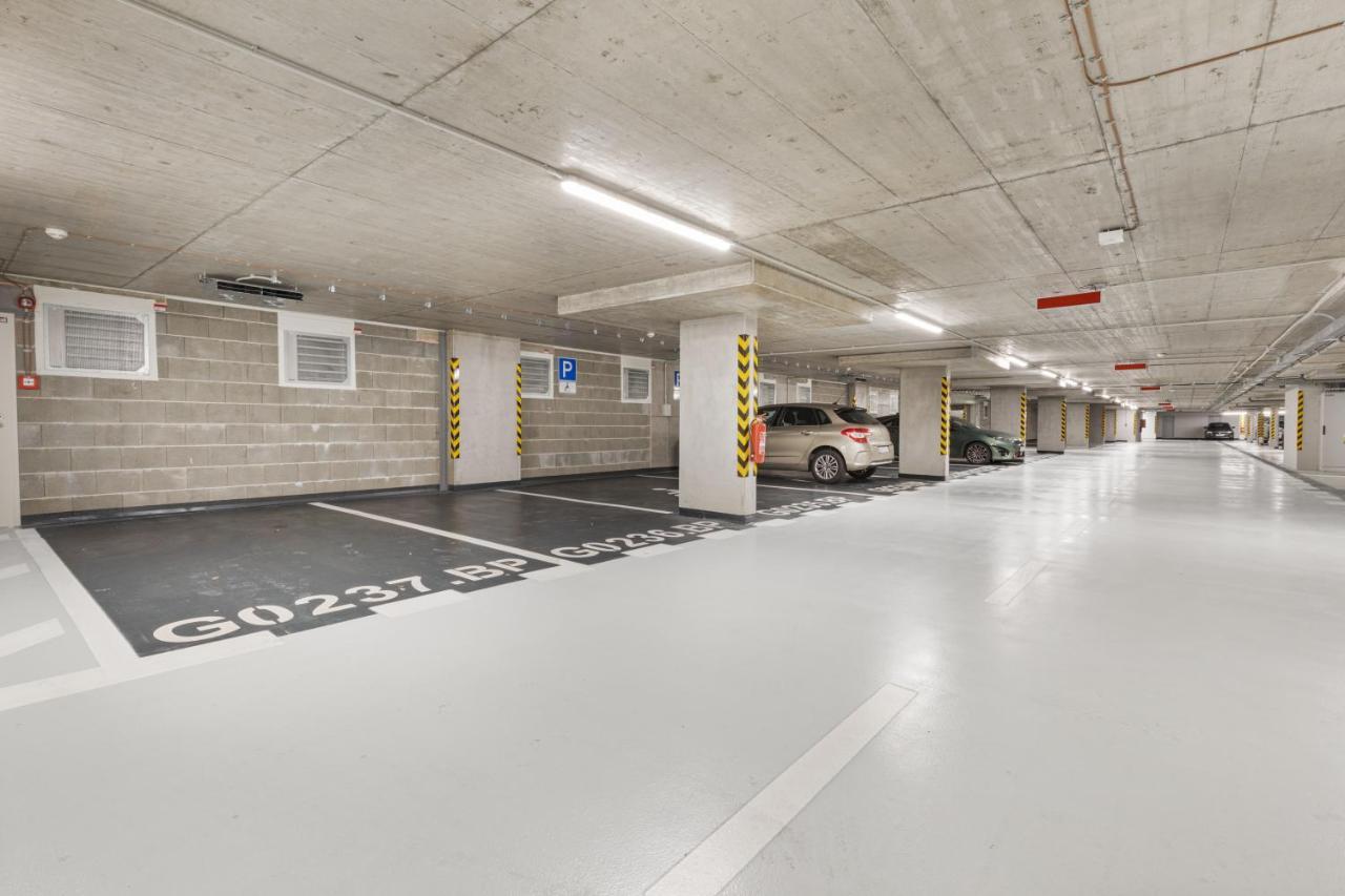 Appartamento Lam Jegeho Alej - Jacuzzi - Free Parking Bratislava Esterno foto